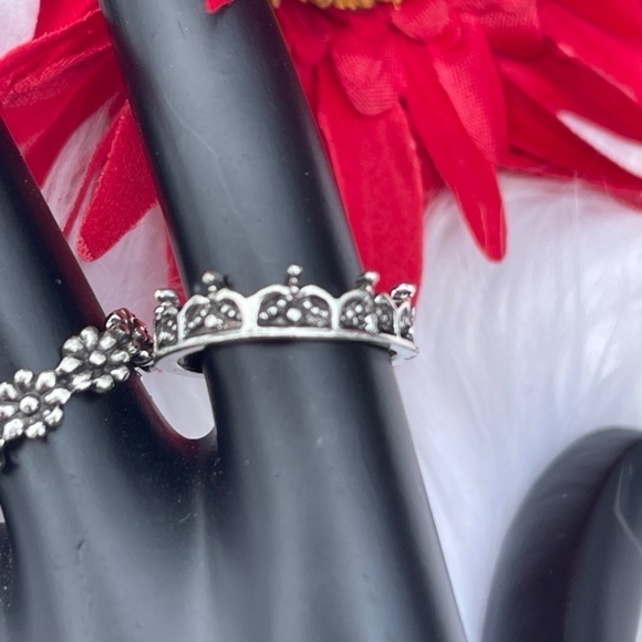 NEW 3/$12 Silvertone Band Rings Size 6 - Picture 6 of 10